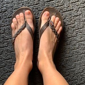 Rainbow braided strap flip flops